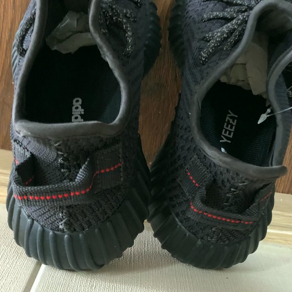 Yeezy 350 V2 Black main image 5